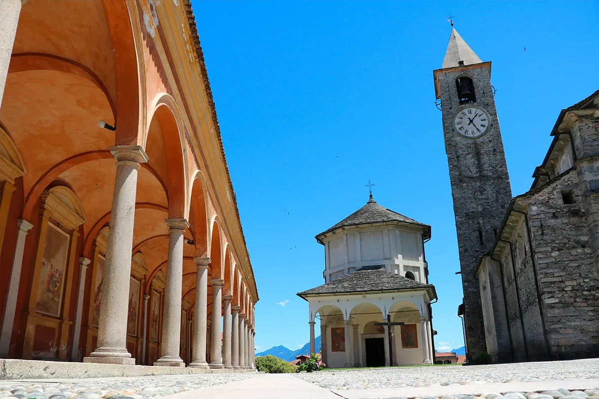 piazza chiesa main