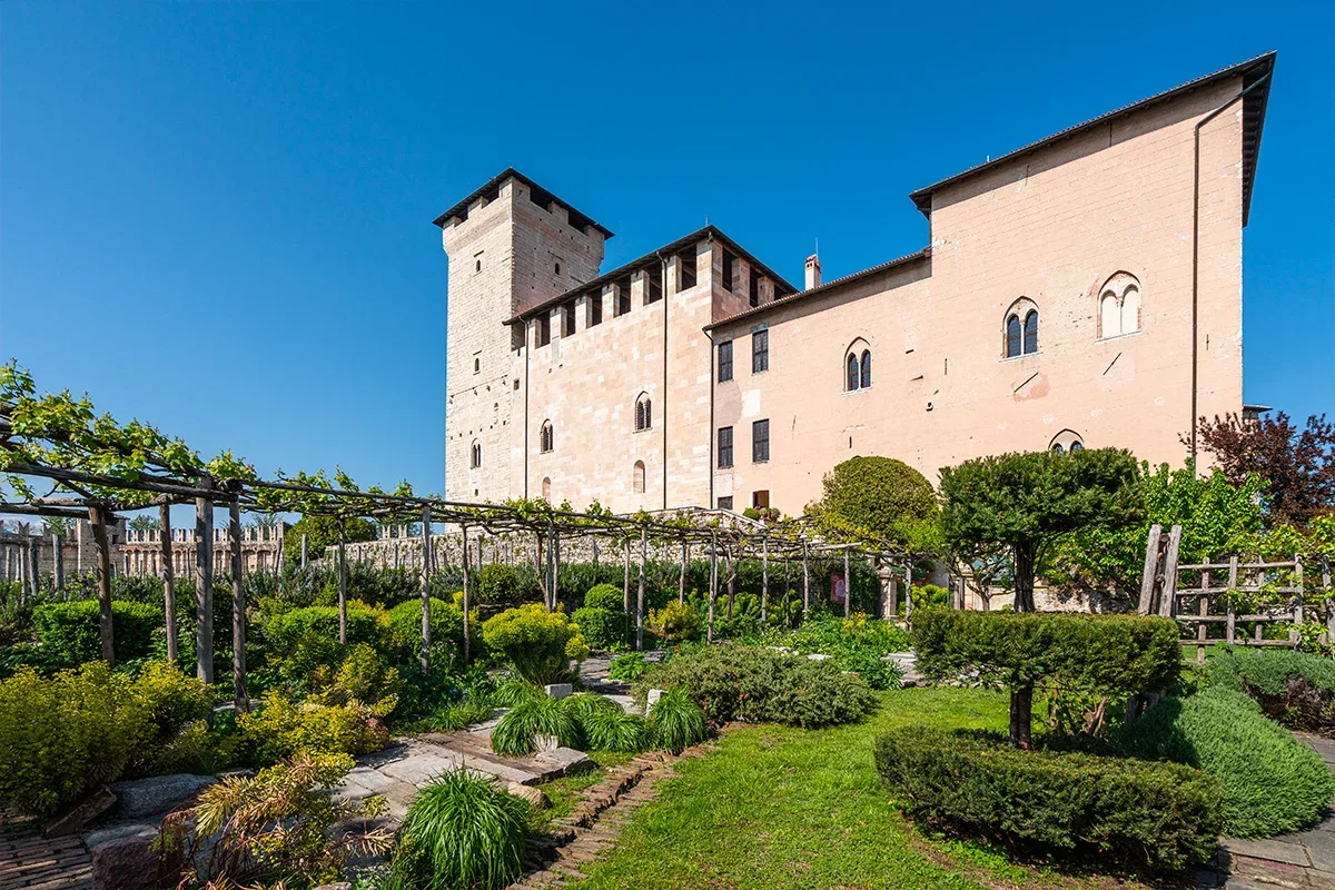 rocca borromea4