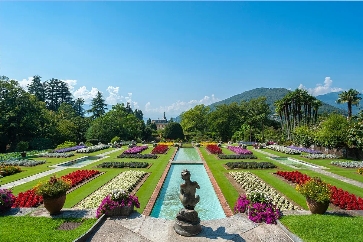 villa taranto main